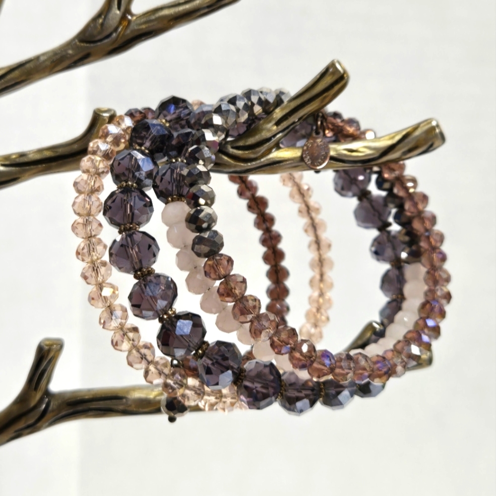 Ali Kahn New York Purple/Pink Tones Memory Wire Beaded Brclt EUC 2.5" Diameter